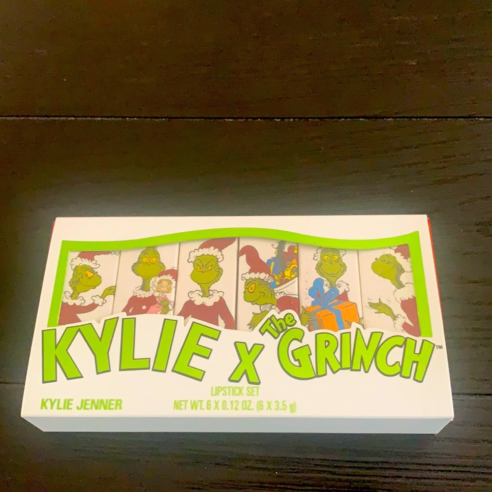 Kylie Cosmetics Grinch Lipstick Set